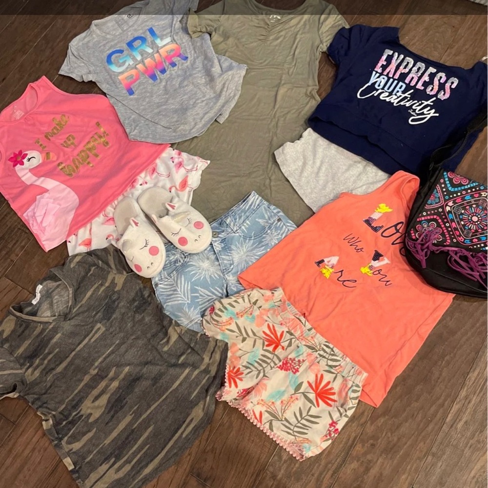 Girls fashion clothes size 7-8